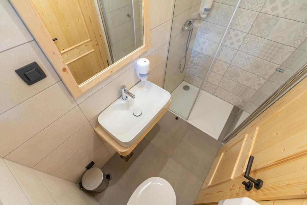 Planinska Koca Na Uskovnici Hotel Srednja Vas v Bohinju Екстериор снимка